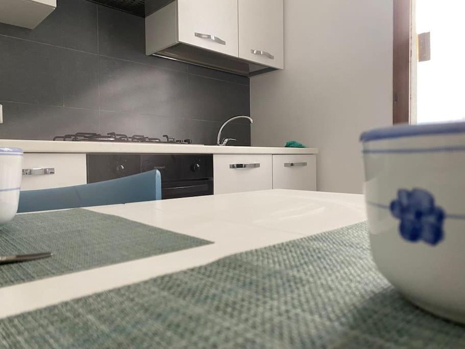 Apartamento Le Finestre Sul Borgo 1 Parma Exterior foto